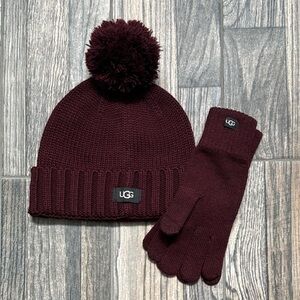UGG Port Knit‎ Beanie and Gloves Set